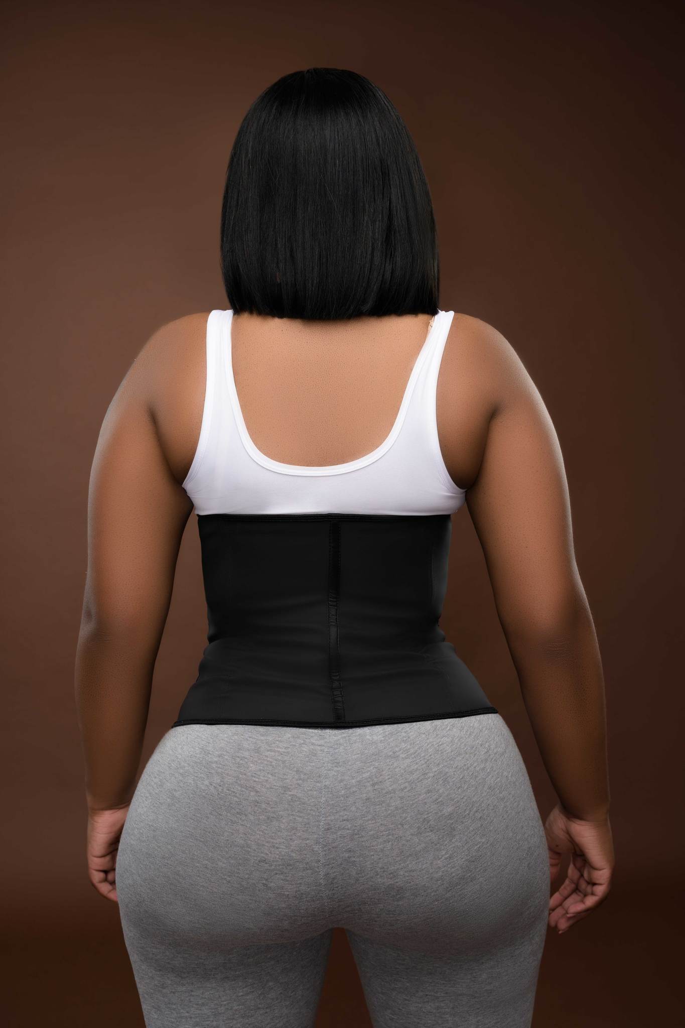 Body contouring waist trainer at Elias Recovery